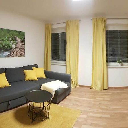 Top Appartement Fuer Business-Wohnen-Urlaub Wiener Neustadt Exteriör bild