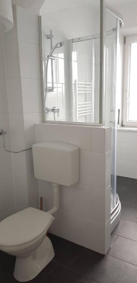 Top Appartement Fuer Business-Wohnen-Urlaub Wiener Neustadt Exteriör bild